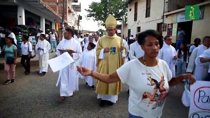 Ciudadanos en el Cauca colombiano vencen al miedo y marchan exigiendo la paz logrando