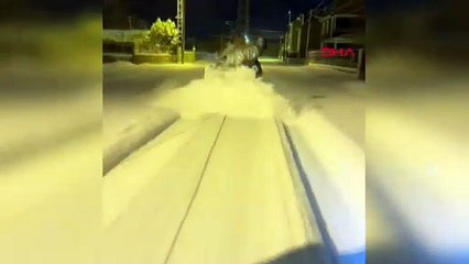 Sokaklarda kış rüzgarı! Daha önce böyle kızak gördünüz mü?