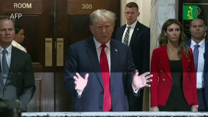 Trump asiste a segundo día de juicio por fraudes en Nueva York