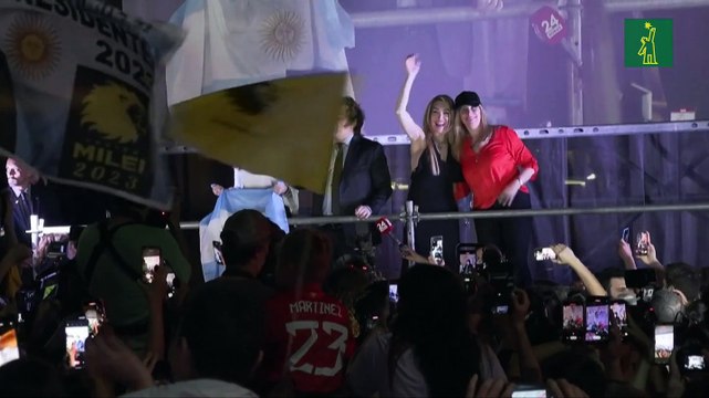 El economista libertario Javier Milei gana la presidencia de Argentina