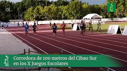 Corredora de 100 metros del Cibao Sur en los X Juegos Escolares