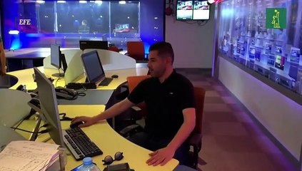 Consternada, la televisión pública palestina va contando muertos en los bombardeos de Gaza