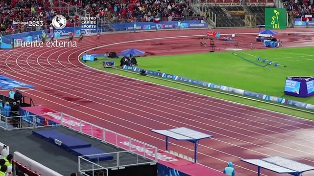 José Alnardo González se clasifica primero a las finales de 200 metros