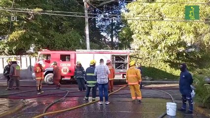Fuego afecta vivienda en Arroyo Hondo