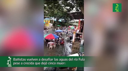 Bañistas vuelven a desafiar las aguas del río Fula pese a crecida que dejó cinco muertos