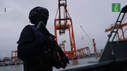 Comandos de guardacostas se enfrentan a narcos "Spiderman" en Guayaquil