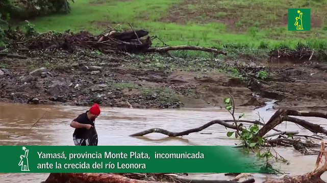 Yamasá, provincia Monte Plata, incomunicada ante la crecida del río Leonora