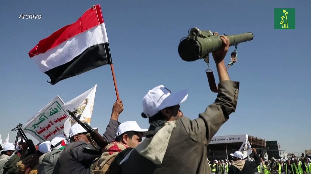 Rebeldes hutíes reivindican ataque contra barco de EEUU frente a Yemen