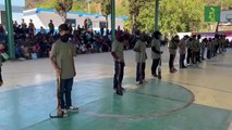 Niños del estado mexicano de Guerrero reciben armas para defenderse del crimen organizado