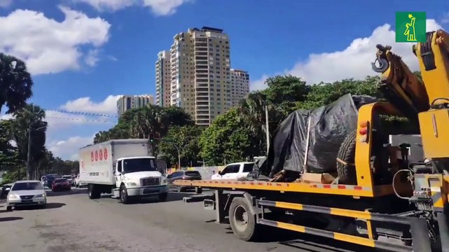Conductores de vehículos pesado irrespetan ordenanza que prohíbe circulación por la ciudad