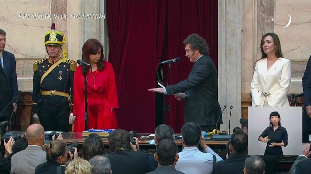 El libertario Javier Milei juró como presidente de Argentina