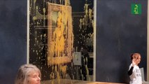 Ecologístas lanzan sopa sobre el cristal que protege la “Mona Lisa”