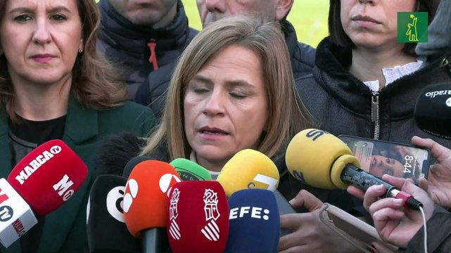 Los bomberos buscan a los desaparecidos en el incendio de Valencia