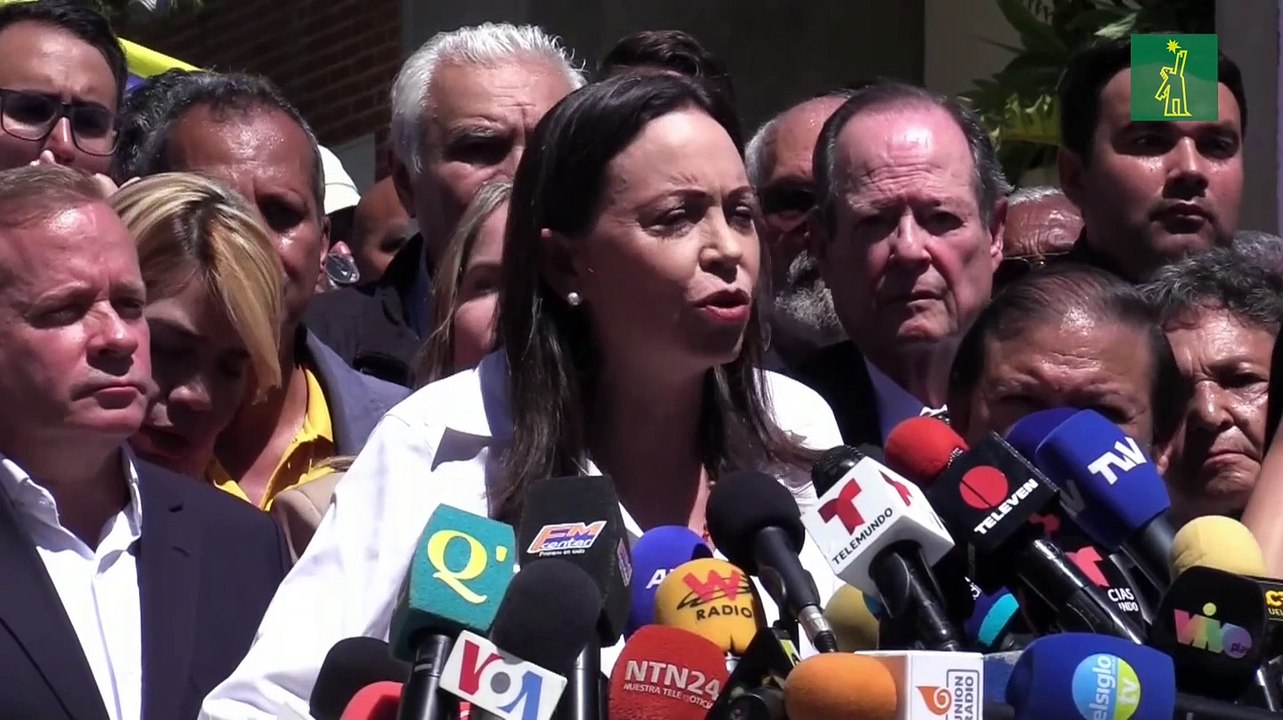 Machado pide una "negociación distinta" con el chavismo tras la ratificación de su inhabilitación