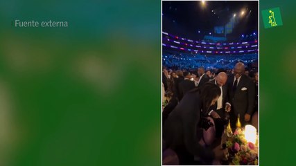 La irreverencia que hizo Jay-Z con el Grammy luego de recibir el Dre Global Impact