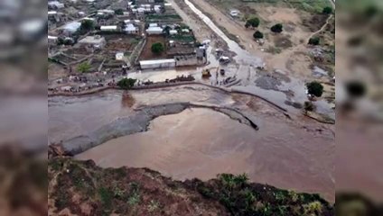 Aguas torrenciales desbordan canal del río Masacre, en Haití