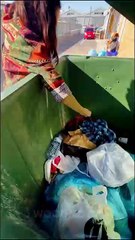 Thief Tried to Steal My Purse, But I Chased Him Down! 🏃‍♀️👜