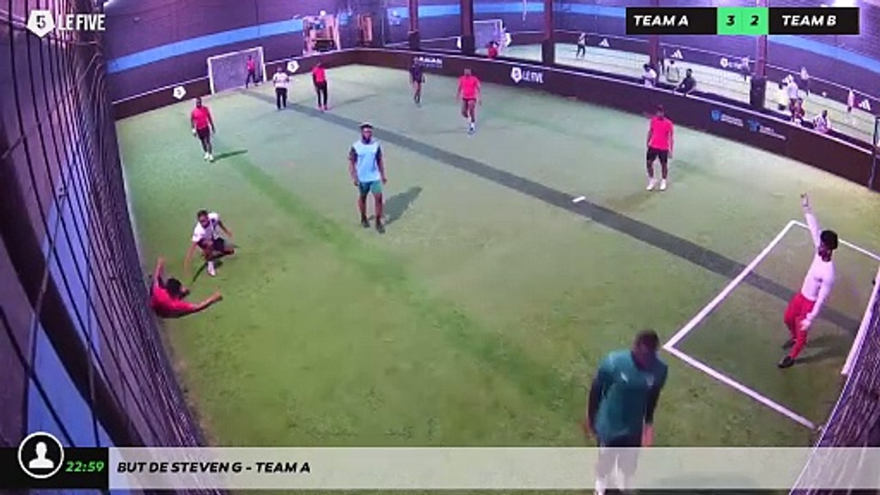 But de Steven G - Team A