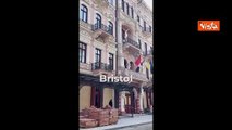 Calenda a Odessa: Guardate cosa rimane dell'hotel Bristol dopo i bombardamenti