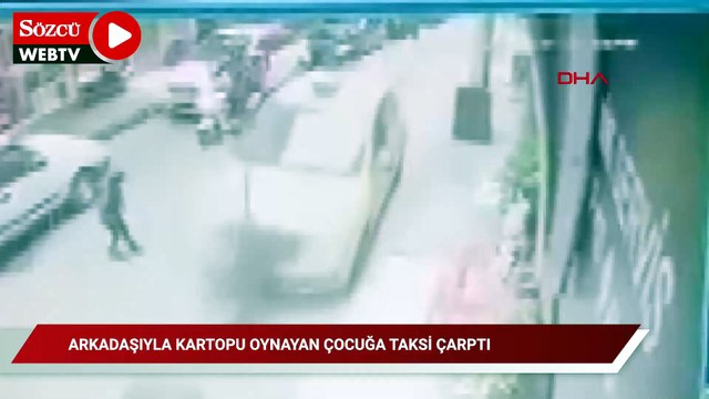 Arkadaşıyla kar topu oynayan çocuğa taksi çarptı; kaza kamerada