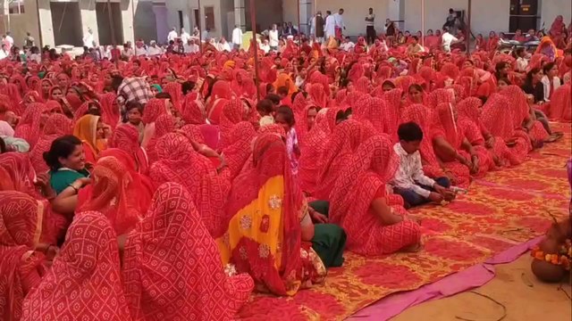 VIDEO: सात दिवसीय श्रीमद् भागवत कथा शुरू, महिलाओं ने निकाली कलश यात्रा