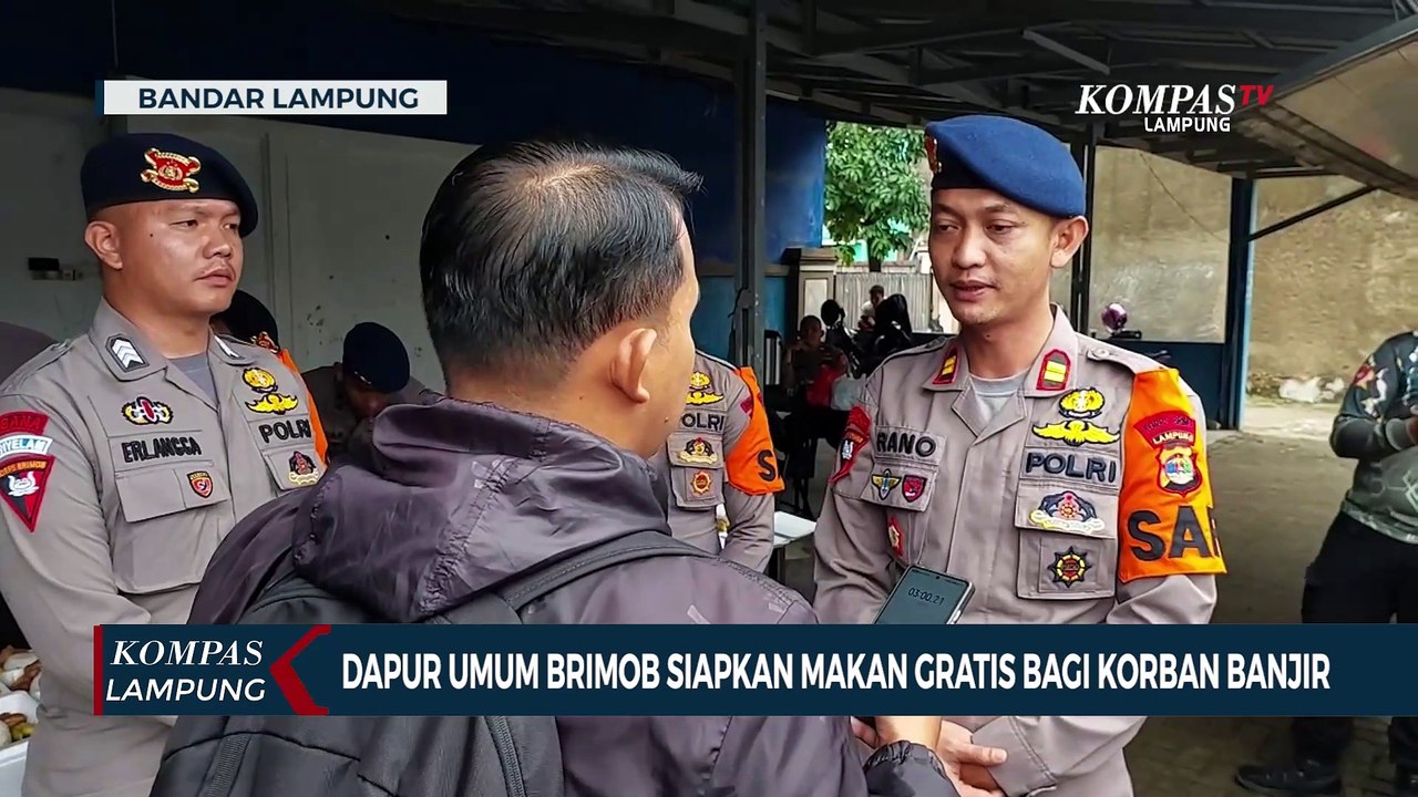 Dapur Umum Brimob Siapkan Makan Gratis Bagi Warga Terdampak Banjir