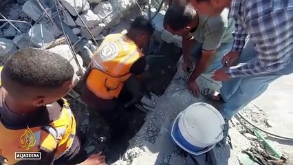 Gaza’s_civil_defence_team_search_the_rubble_for_remains_of_Palestinians_killed_in_Israeli_attacks(360p)