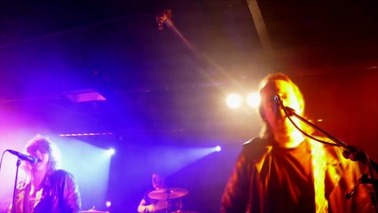 Delta Riggs - Settle Down