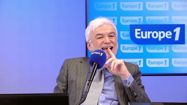 Pascal Praud et vous - Attaque au couteau à Mulhouse : «Les mots, les morts. Les morts, les mots», Gilbert Collard dénonce un «cycle infernal»