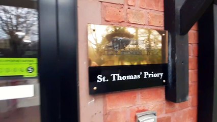 Nursing home manager to do Birmingham golf marathon.