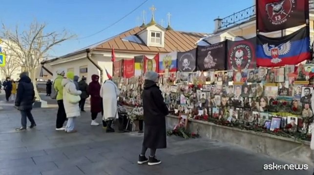 Mosca, dopo 3 anni di guerra la gente spera nella pace