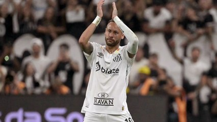 Neymar se calentó con los hinchas rivales y les respondió con gol olímpico: lo que no se vio en TV
