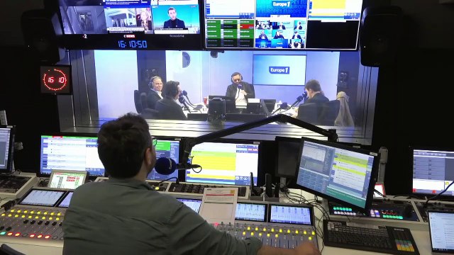 Cyril Hanouna - «L'Arcom n'a pas fermé C8» mais «c'est une conséquence possible», selon Jean-Noël Barrot : «Lui, c’est une phrase, une connerie», affirme Cyril Hanouna