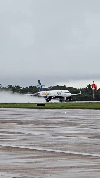 avion corre