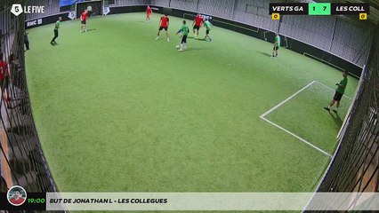 But de Jonathan L - Les Collegues