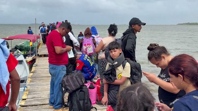 Venezuela repatría más migrantes desde México, donde albergues para deportados siguen vacíos