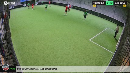 But de Jonathan L - Les Collegues