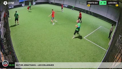 But de Jonathan L - Les Collegues