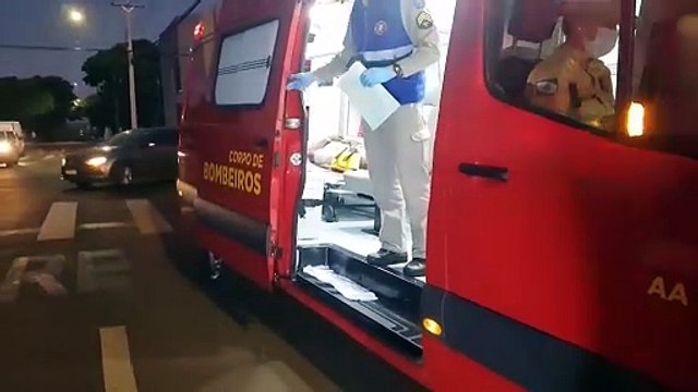 Acidente entre carro e moto no Bairro Parque São Paulo deixa homem ferido