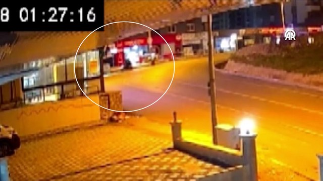 Haraç istediler, alamayınca sağlık kabinini kurşunladılar