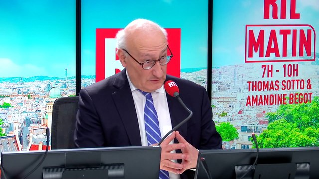 TRUMP/MACRON - Philippe Etienne est l'invité de Amandine Bégot