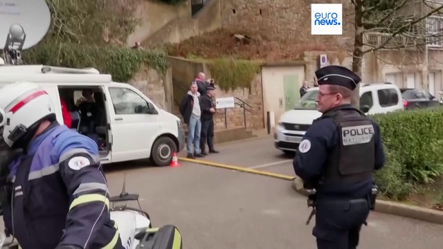 Γαλλία: Ξεκίνησε η δίκη του χειρουργού που κατηγορείται για τον βιασμό 299 παιδιών