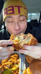 Follow for more ASMR videos🌮🍟 Credits: @shhhhimeating1 #mukbang #asmr #fastfood #asmreating