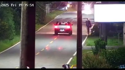 Homem troca de roupa e foge após importunação sexual em ônibus de Araucária