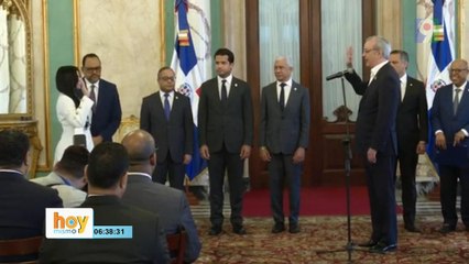 Yeni Berenice juró ayer antes el presidente Luis Abinader | Hoy Mismo
