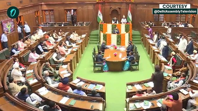 Delhi Assembly Session : CM Rekha Gupta ने पेश की CAG रिपोर्ट, मुश्किल में Kejriwal | वनइंडिया हिंदी