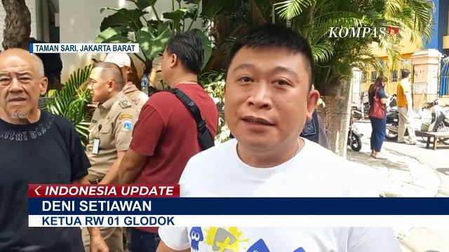 23 Unit Mobil Damkar Dikerahkan untuk Padamkan Kebakaran Mes Hotel Karyawan di Jakarta Barat