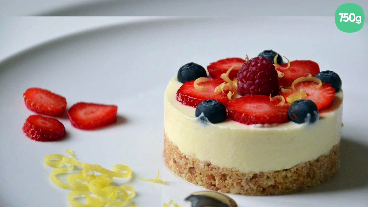 Cheesecake au citron, à la bergamote et aux fruits rouges (sans cuisson)