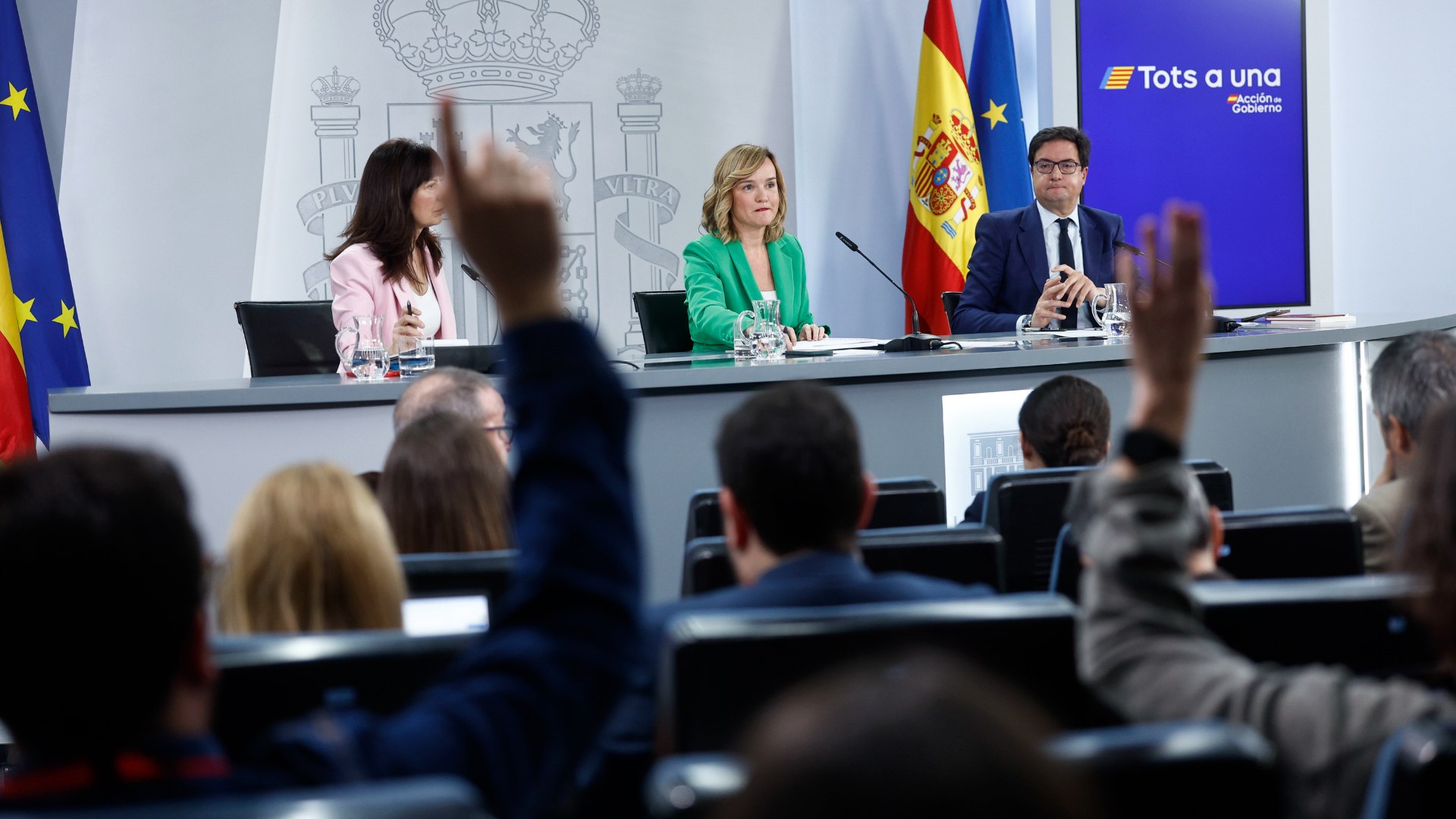 El Gobierno critica al PP por su posición en la quita de la deuda: "¿Quieren condonar o condenar?"