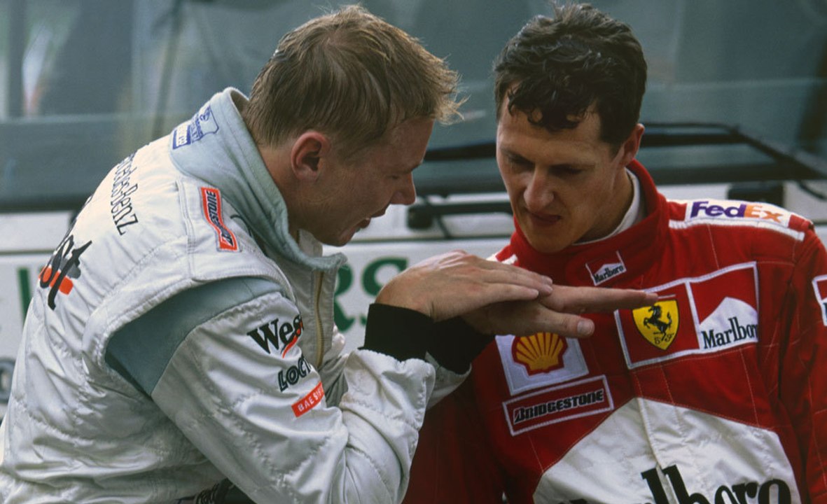 LE 3e DUEL FERRARI/MCLAREN - Saison 2000